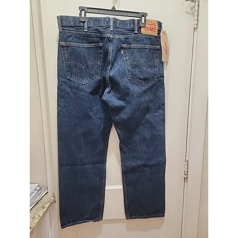 Levis levi men